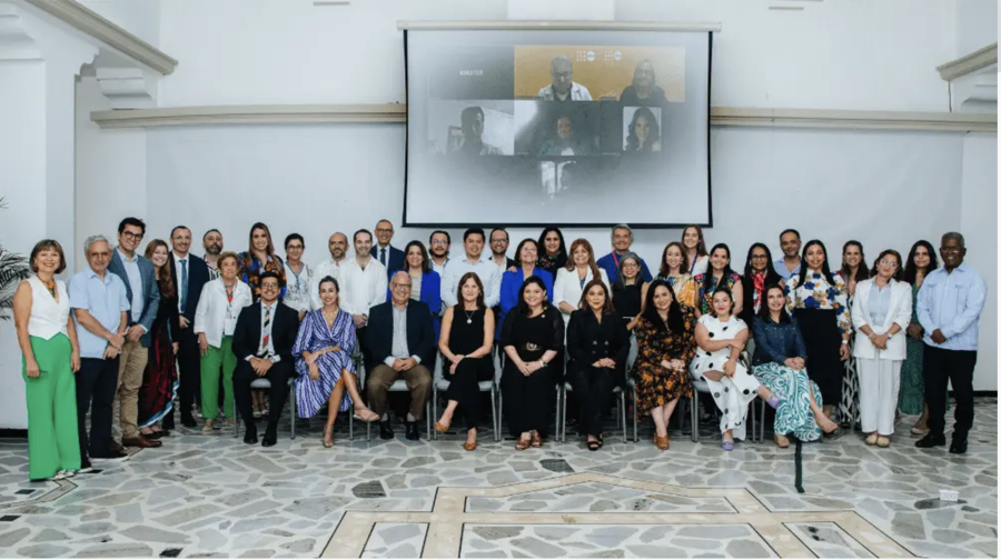 Encuentro de representantes del Movimiento CEA
